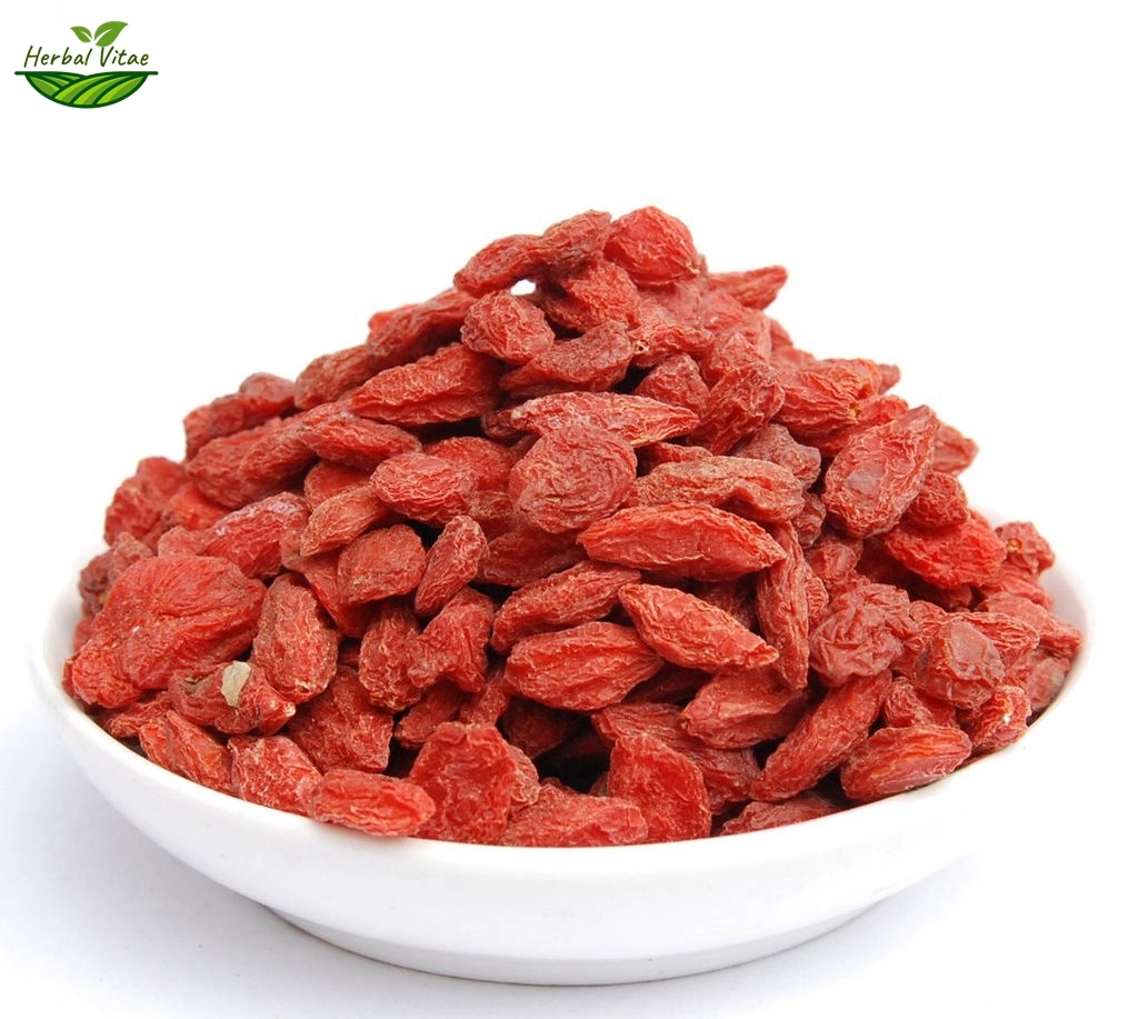 Soak the Go Ji in Your Thermos Cup!